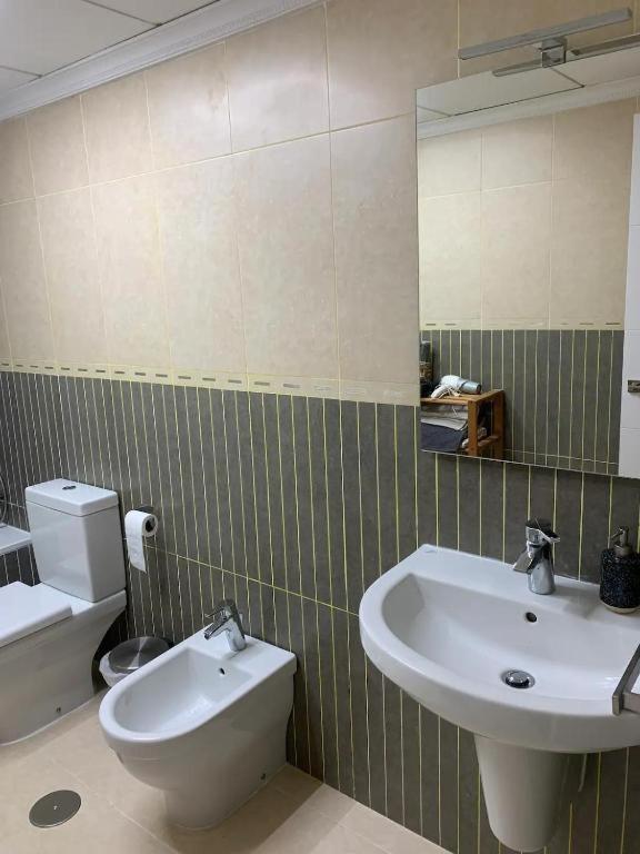 Tokyo Rooms "El Cabo" Habitacion Doble Con Bano Privado Almería Exterior foto
